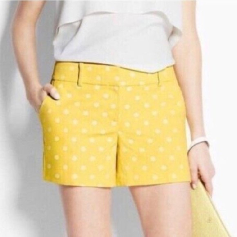 Ann Taylor Signature Yellow Polka Dot Shorts Size 6 in bright Yellow New